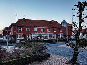 Tønderhus Hotell 3*