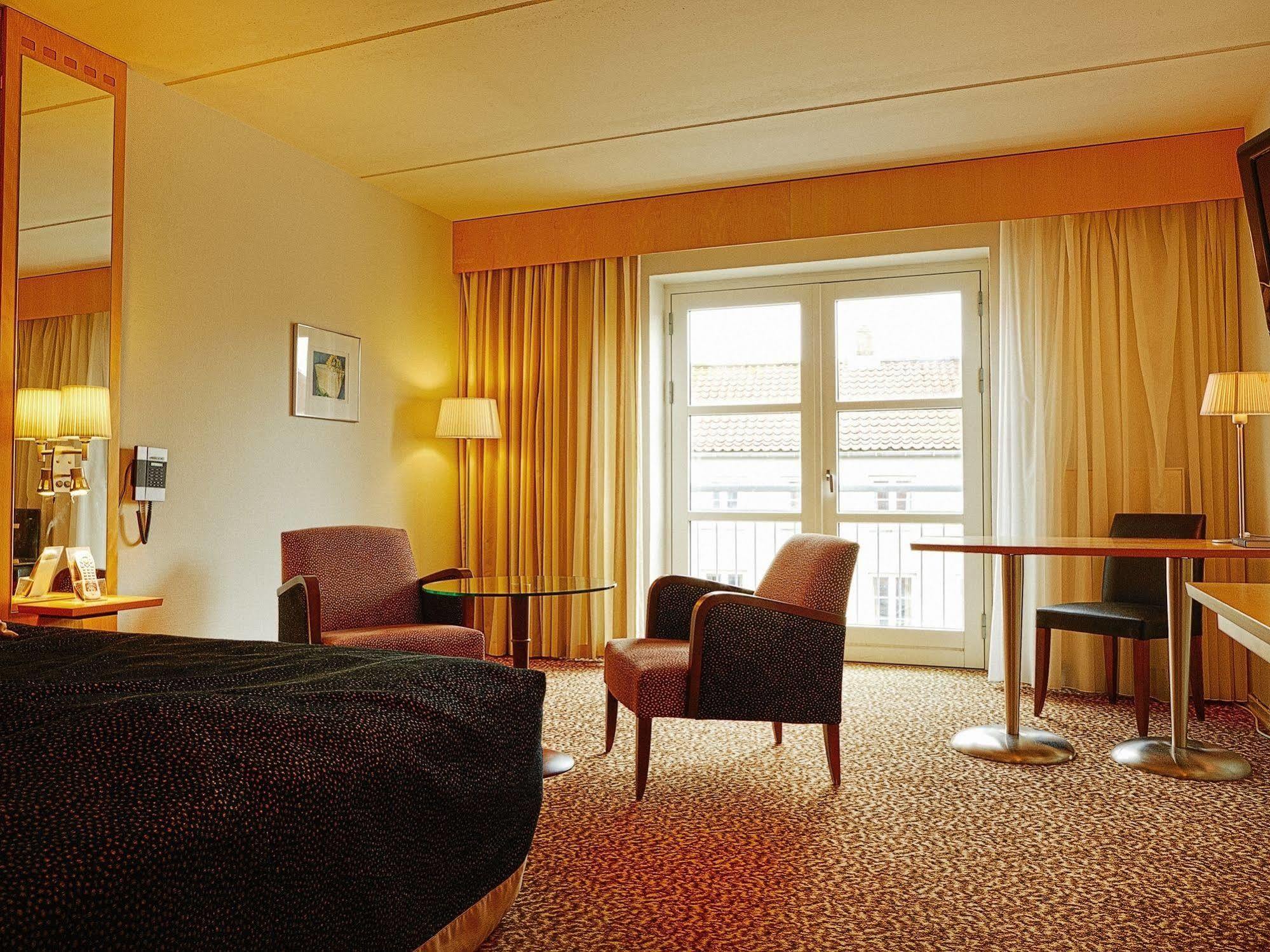 Tønderhus Hotell 3*